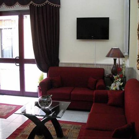 كازيرتا Hotel New Baby المظهر الخارجي الصورة